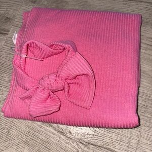 Pink Ribbed Knit Scarf with Bow